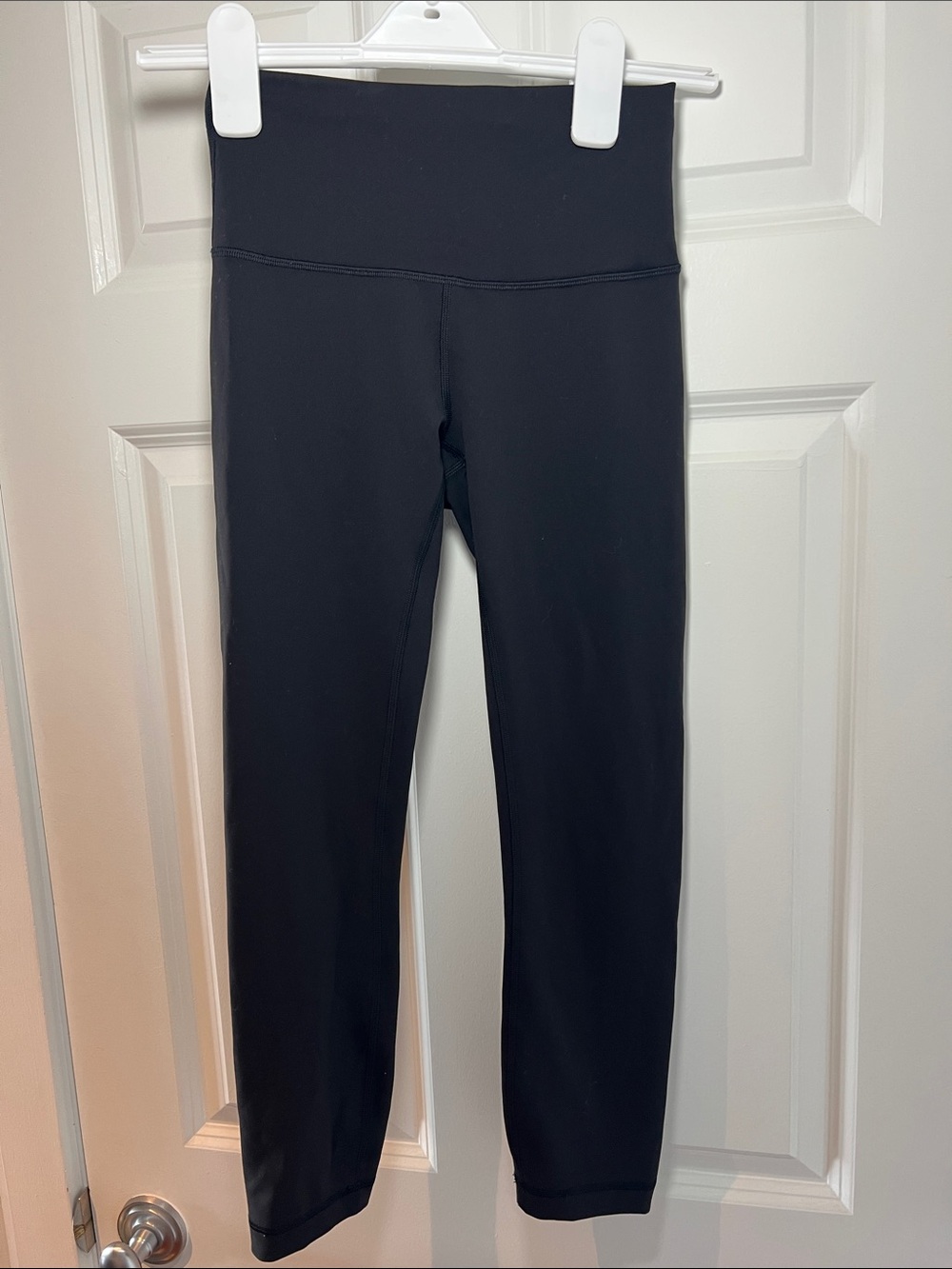 lululemon wonder under size 4 Black High-Waist Leggings